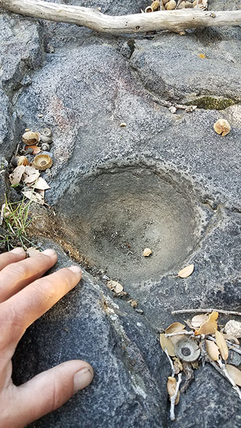 grinding hole